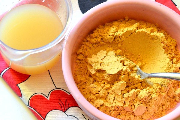 Компресс из горчицы применяется при мокром кашле Компресс из горчицы применяется при мокром кашле